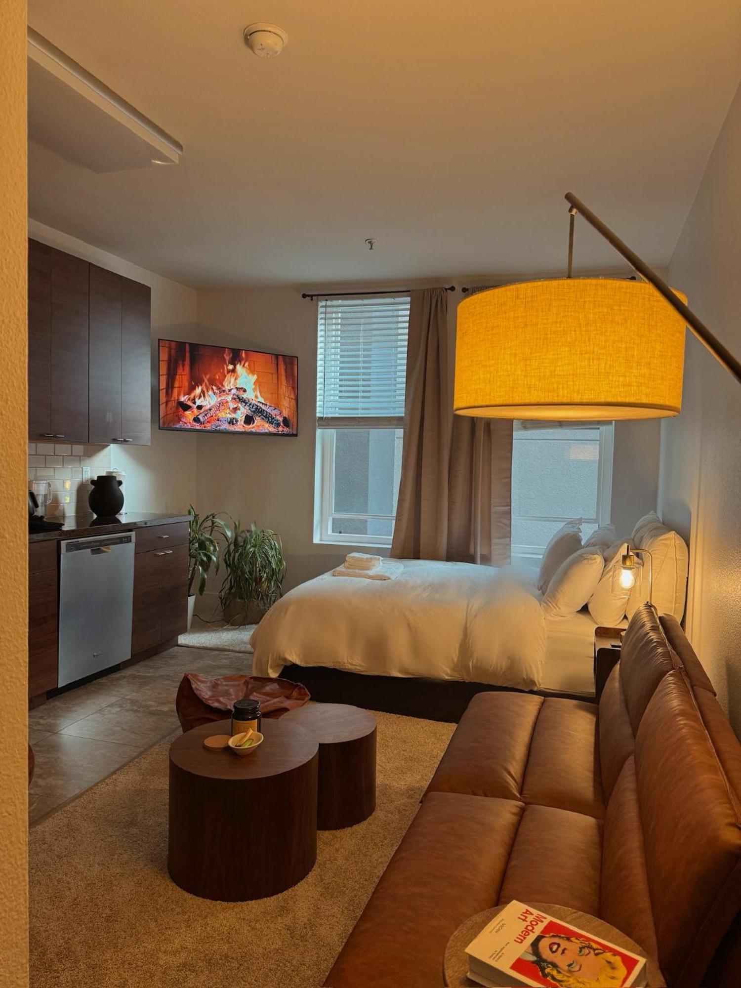 Appartement Elegant At Marina-venice With Pool, Jacuzzi, Gym By Holistica Retreats