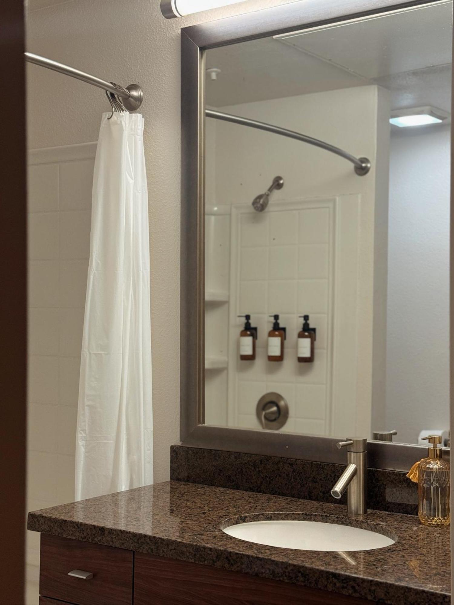 Elegant At Marina-venice With Pool, Jacuzzi, Gym By Holistica Retreats Appartement Los Angeles